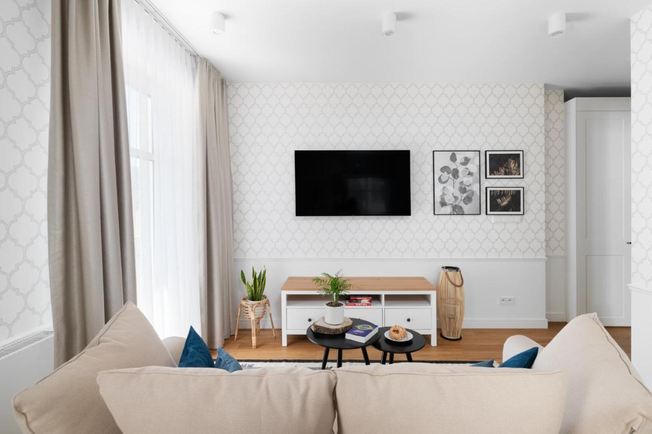 W Sercu Warszawy Apartamenty 바르샤바 외부 사진