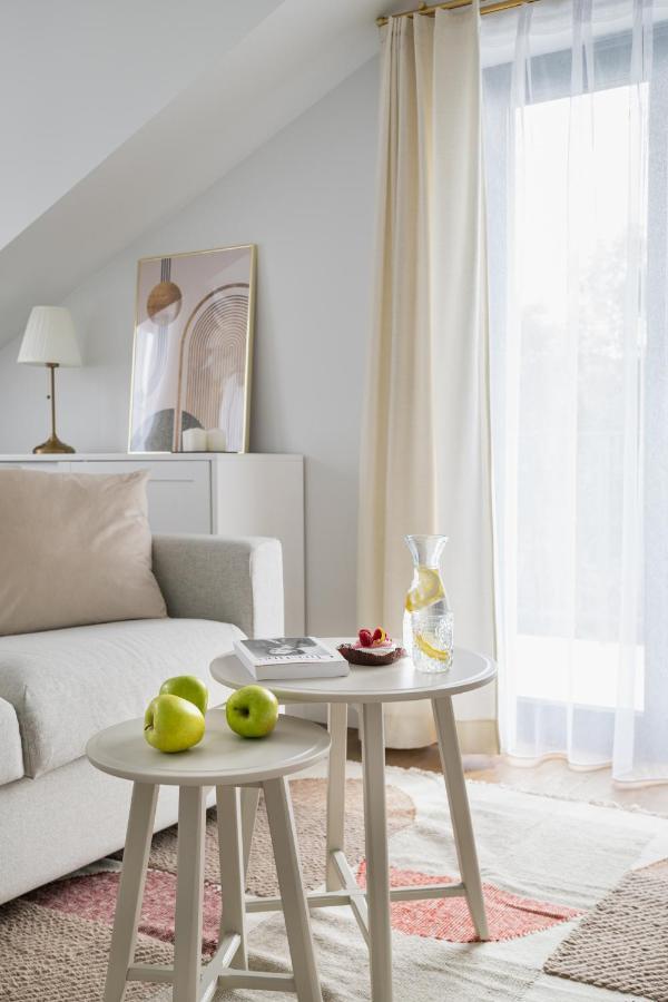 W Sercu Warszawy Apartamenty 바르샤바 외부 사진