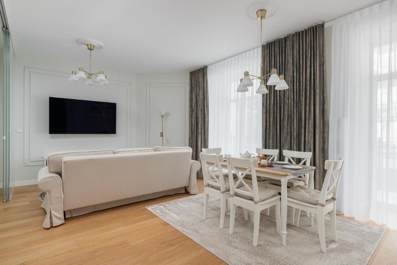 W Sercu Warszawy Apartamenty 바르샤바 외부 사진