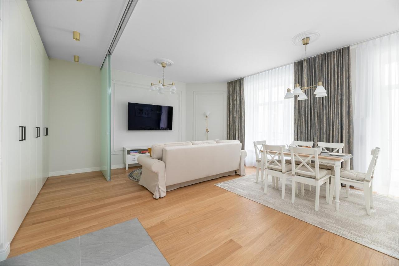 W Sercu Warszawy Apartamenty 바르샤바 외부 사진